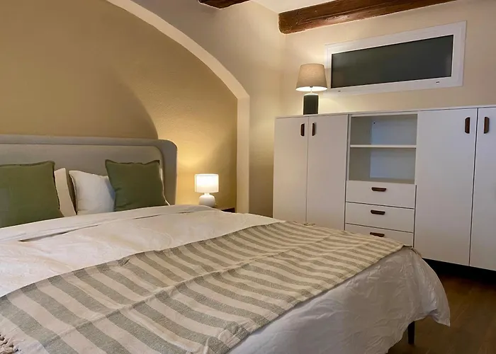 Grosszuegiges 1 Zimmer-apartment Mit Badewanne